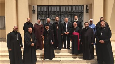 خلال اجتماعهم.. البطاركة الكاثوليك يناقشون قانون الأوقاف المسيحية ويُصلون للرئيس والحكومة