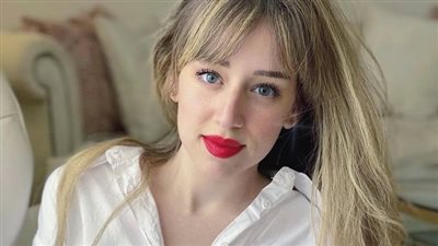 فرح الزاهد عن الطاووس: مشهد بكائي على زوجي ارتجالي.. وتعرضت للتحرش في مول شهير (خاص)