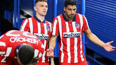 سواريز يقود هجوم أتليتكو مدريد أمام برشلونة