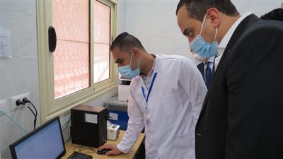 تضامن الغربية: تسليم 1200 جهاز تعويضي وسماعة طبية للمرضى غير القادرين