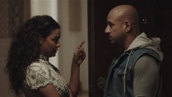 أحمد مكي وأسماء أبو