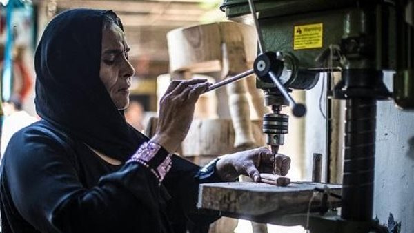 عمل المرأة - صورة