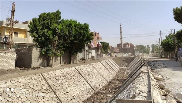 تبطين الترع بالمنيا