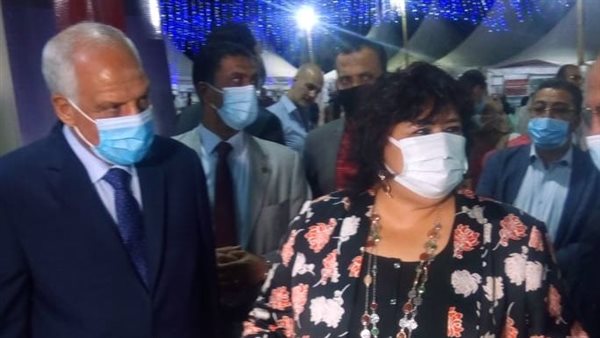 وزيرة الثقافة تتفقد