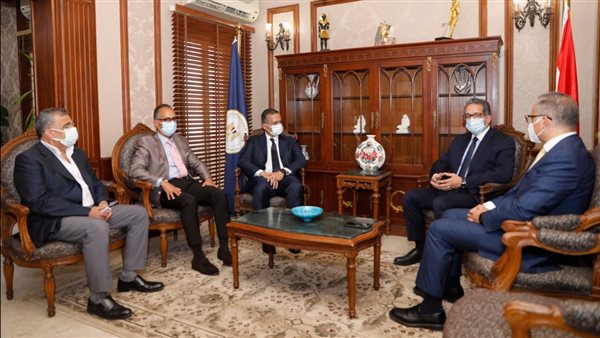  الدكتور خالد العناني