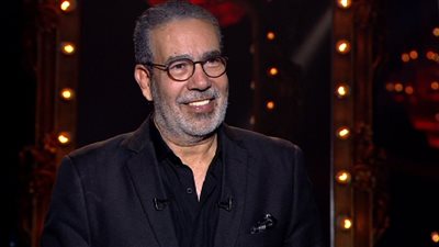 مدحت العدل: 