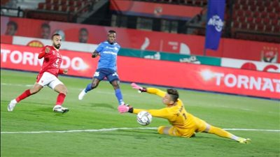 بعد مرور 60 دقيقة.. حصون دفاعية لسموحة أمام هجوم الأهلي 