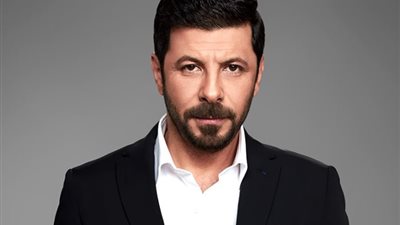 أول تعليق لـ إياد نصار بعد مشهد اغتيال الشهيد محمد مبروك في 