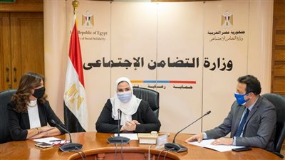 وزيرة التضامن: نحرص على توفير الحماية الاجتماعية الأسرية للعائدين من الهجرة غير الشرعية وإعادة دمجهم في المجتمع