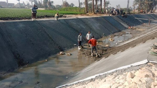 تبطين الترع