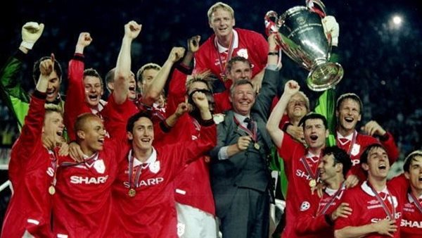 مانشستر يونايتد بطل