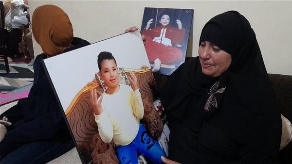 والدة الطفل الضحية