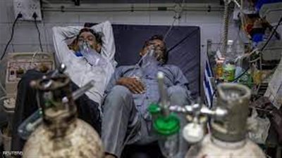 نفاذ الأكسجين وإمتلاء مستشفيات عزل كورونا يحول العاصمة الهندية إلى 