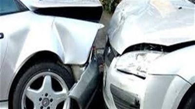 إصابة 3 أشخاص في حادث تصادم سيارتين على الطريق الزراعي بالمنيا