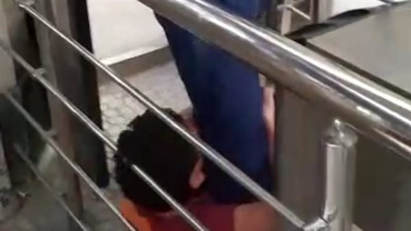 اعتداء موظف أمن نادي