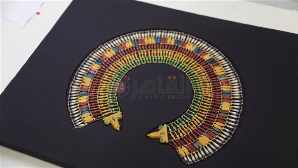 قلادة توت عنخ آمون