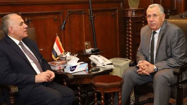  عبد العاطي والقصير