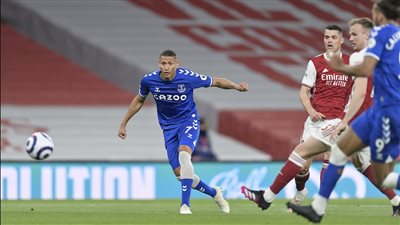 إيفرتون يسجل 3 أرقام مميزة بعد الفوز على أرسنال في الدوري