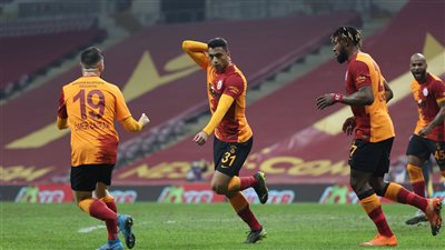 مصطفى محمد يقود جالطة سراي لفوز قاتل على أنطاليا في الدوري التركي