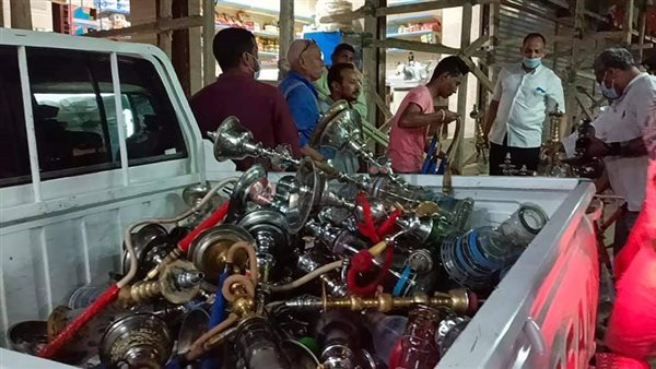 ضبط شيش داخل مقاهي