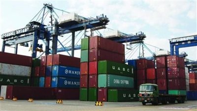 2.5 مليار جنيه إجمالى الضرائب والرسوم بجمارك السخنة خلال مارس الماضي