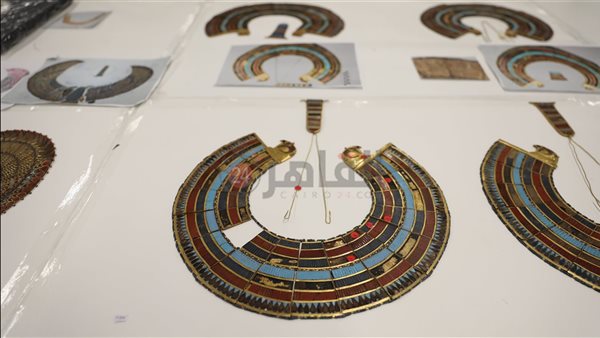 قلادات توت عنخ آمون