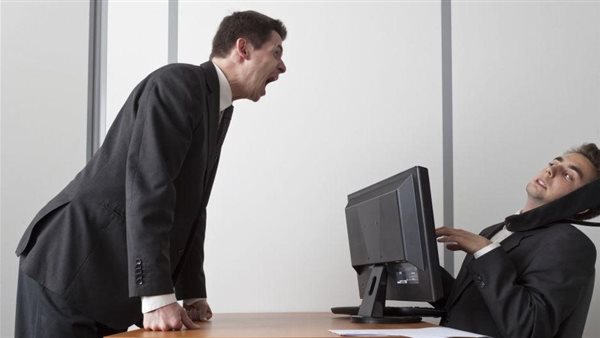 زملاء العمل السامين