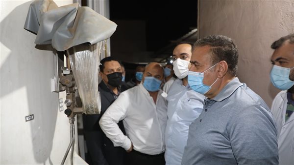 محافظ المنوفية داخل