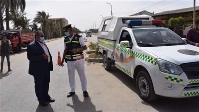 محافظ المنيا يشدد على متابعة تطبيق الإجراءات الوقائية والاحترازية على المحلات والمطاعم والكافيهات ووسائل النقل المختلفة