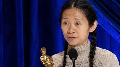 Nomadland يفوز بأوسكار أفضل فيلم 