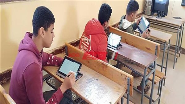 طلاب ثانوية عامة