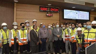 باستثمارات 8 مليارات جنيه.. محافظ أسيوط يشهد التشغيل التجريبي لمشروع الوحدة الثالثة لتوليد الكهرباء بالوليدية