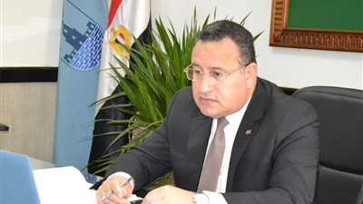 جامعة الإسكندرية تدرس إنشاء مركز تنمية بشرية بالقرى.. ومركز للبصمة الكربونية