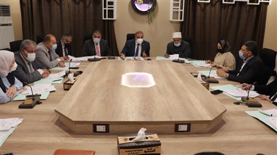 رئيس جامعة الأزهر يؤكد دعم الجامعة للمبادرة الرئاسية حياة كريمة