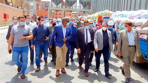 محافظ البحيرة - يفتتح