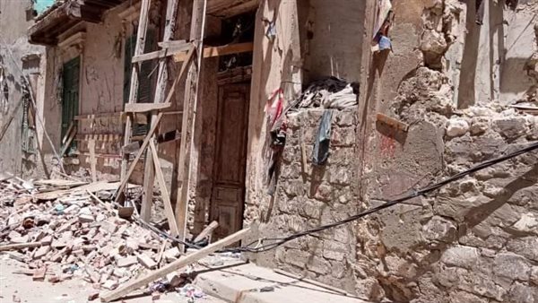 العقار الآيل للسقوط