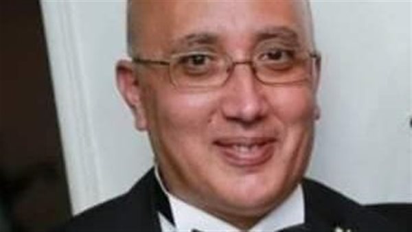 الدكتور صبري وحيد