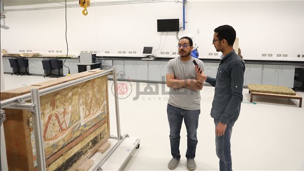 رئيس معمل الأحجار والنقوش