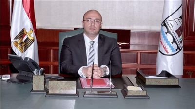 محافظ بني سويف يطمئن على اختتام امتحانات 