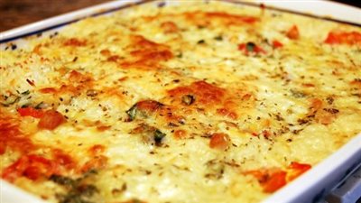 لعزومات شهر رمضان.. طريقة عمل صينية دجاج بالبشاميل