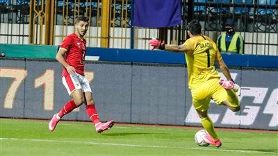 بعد مرور 30 دقيقة.. الأهلي مازال متقدمًا على المصري بهدف شريف 