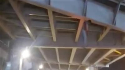 مصدر أمني يكشف هوية شاب حاول الانتحار أعلى كوبري بالإسكندرية