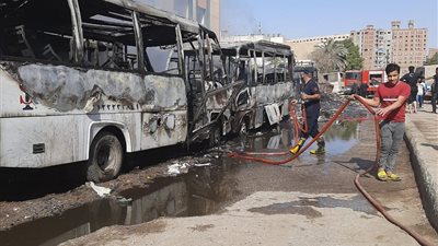 احتراق 11 سيارة بحريق بجراج للسيارات الخردة بشبرا الخيمة (صور) 