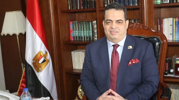 عصام هلال عفيفي،