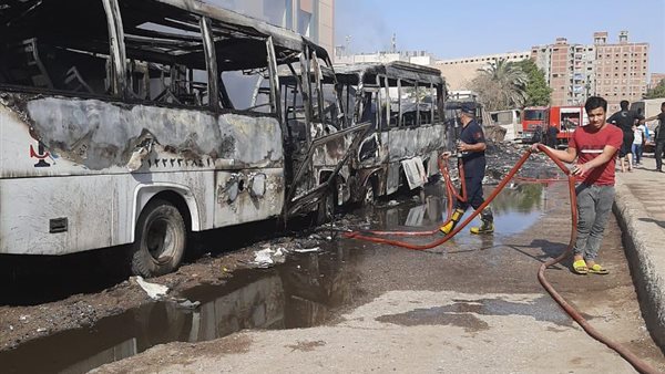 حريق جراج للسيارات