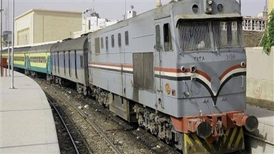 السكة الحديد: تشكيل لجنة فنية لمعاينة خروج جرار قطار المنصورة عن مساره