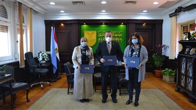  عبد العزيز قنصوة يوقع اتفاقية تعاون مع جامعة ألمانية 