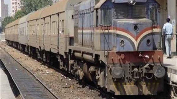 قطار ركاب - أرشيفية