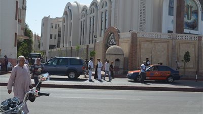 استنفار أمني بمحيط كنائس البحر الأحمر تزامنًا مع احتفالات عيد القيامة