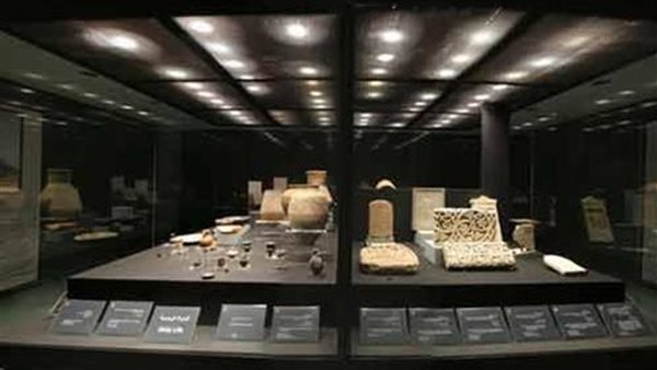 متحف الآثار بمكتبة